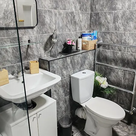 Two Bedroom Apartment In Queensway, London W2, Exterior photo