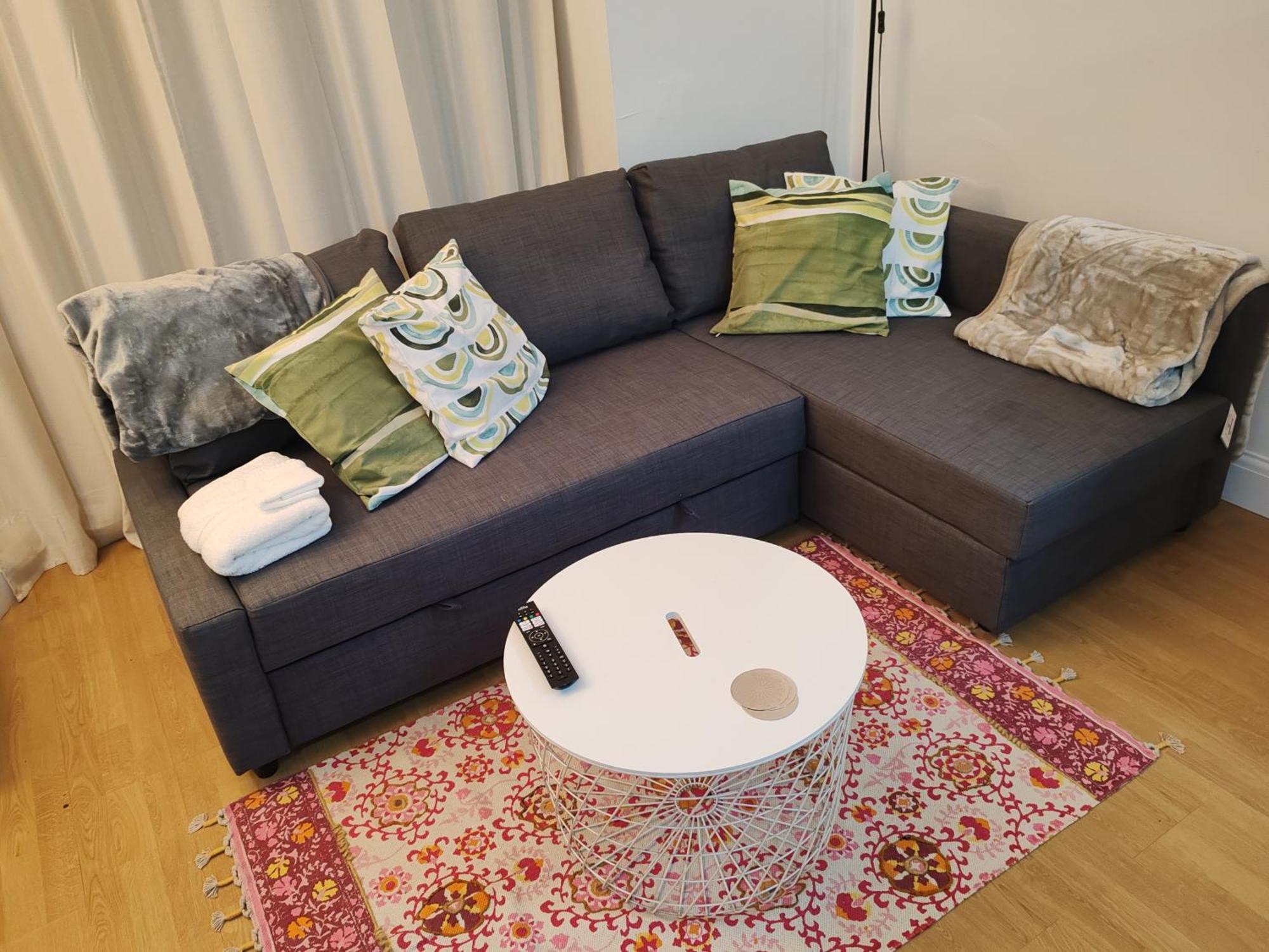 Appartamento Two Bedroom In Queensway, W2, Londra